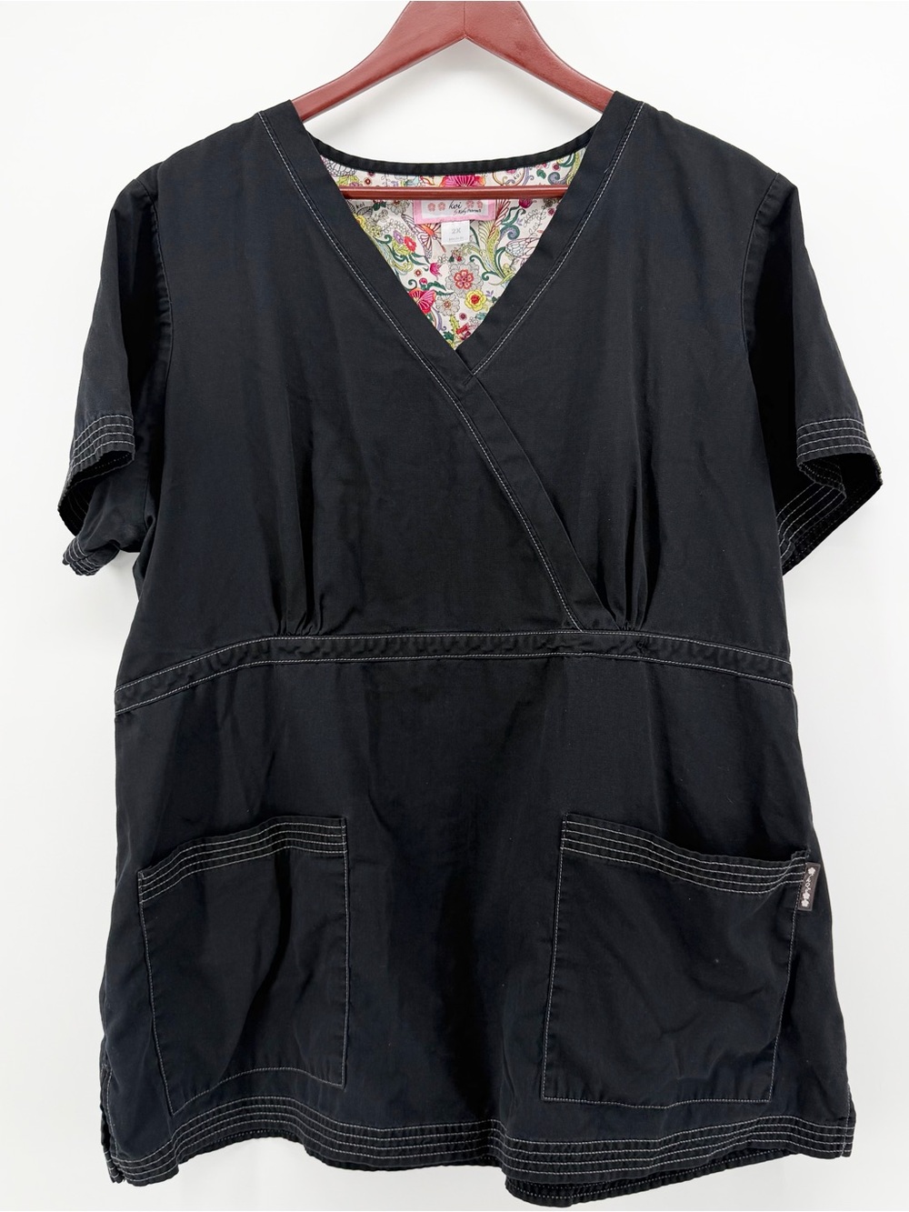 koi 2X Classics Katelyn Contrast Stitch Mock Wrap Scrub Top Black Women's